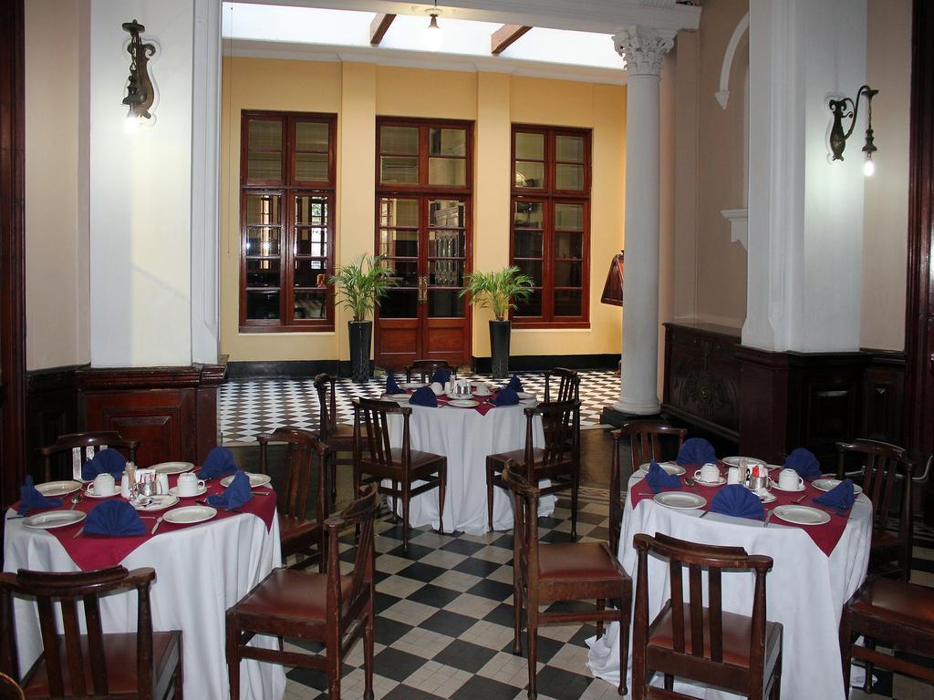 Durban Manor Hotel And Conference Centre Экстерьер фото