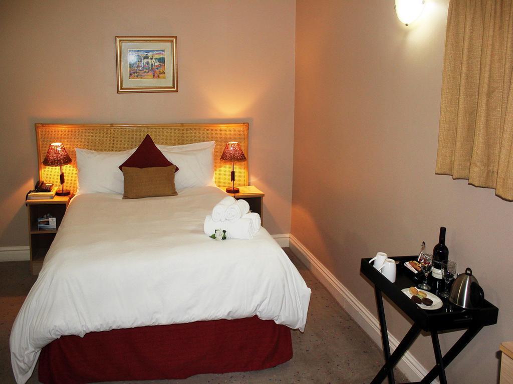 Durban Manor Hotel And Conference Centre Экстерьер фото