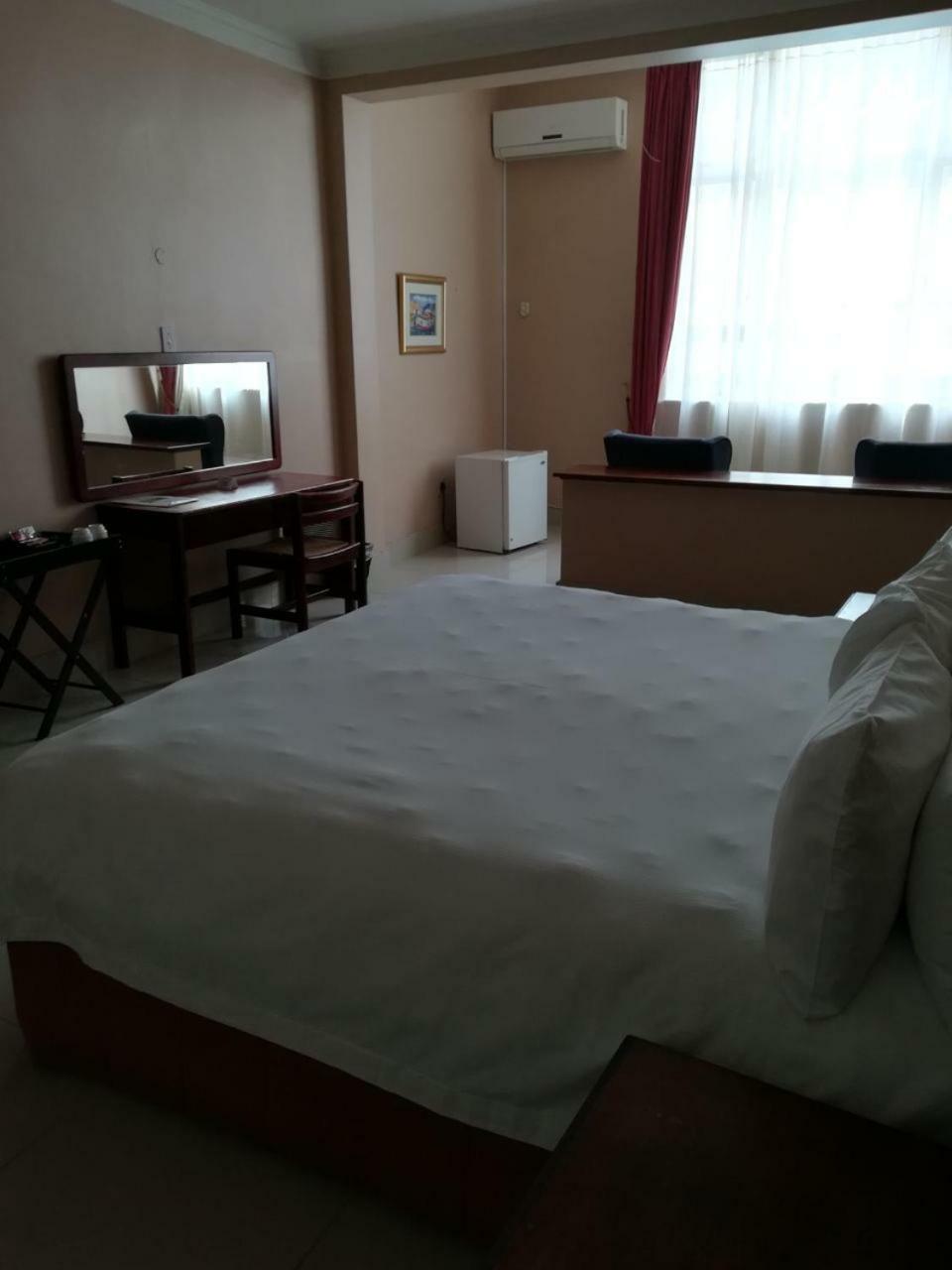 Durban Manor Hotel And Conference Centre Экстерьер фото